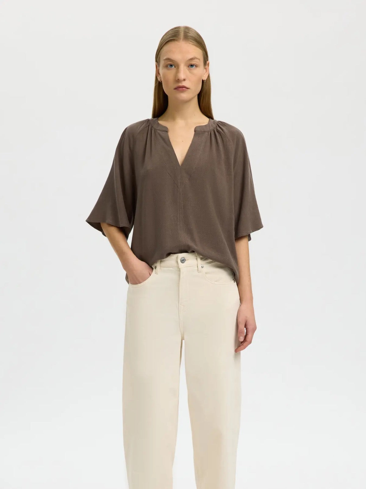 Selected Viva V-neck Linen blend top
