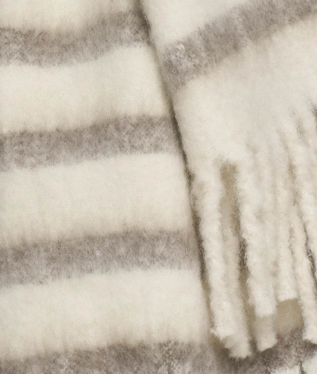 10 Days thick brushed scarf 3074 ecru moonrock