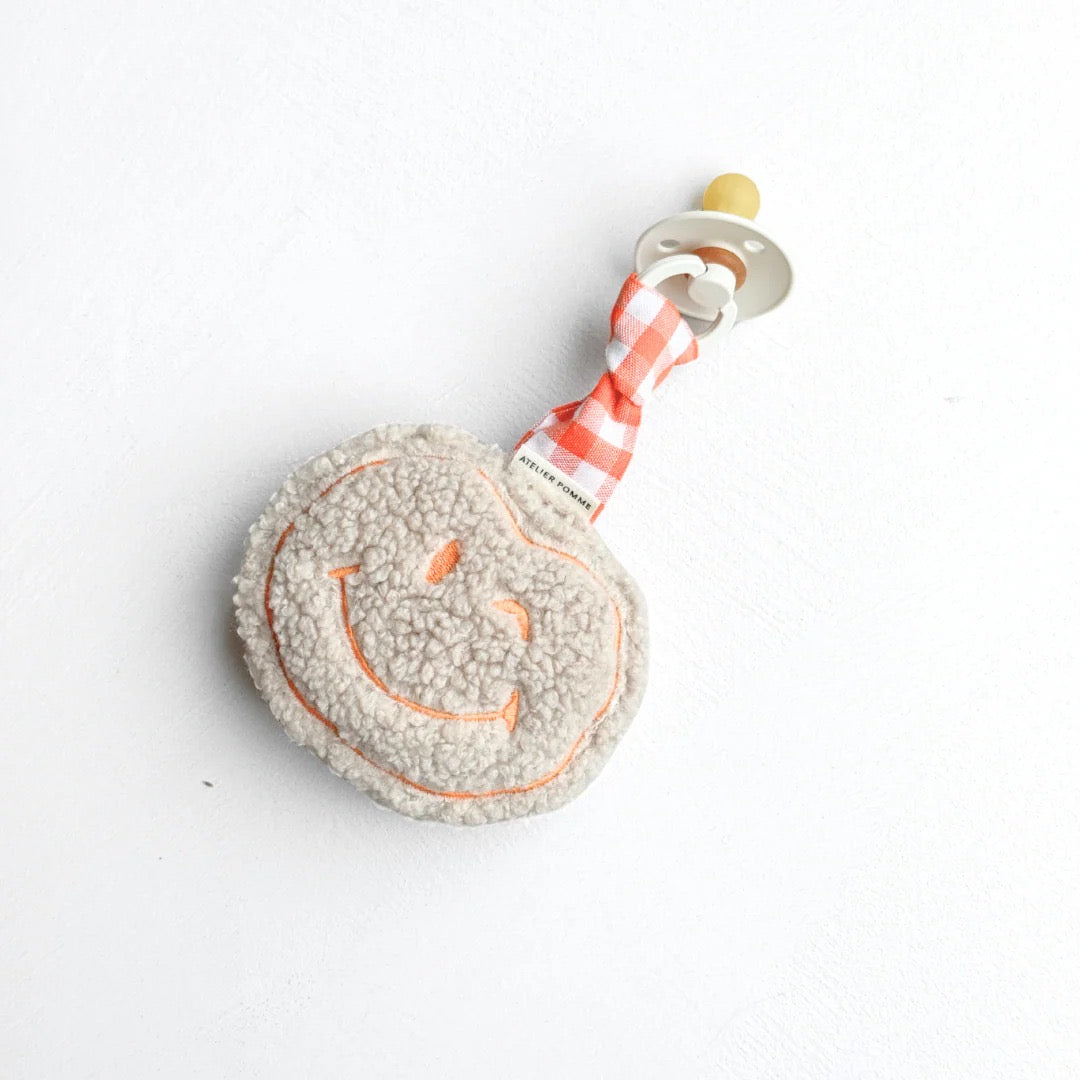 Atelier Pomme Pacifier Cloth Pomme Teddy | Oopsy orange