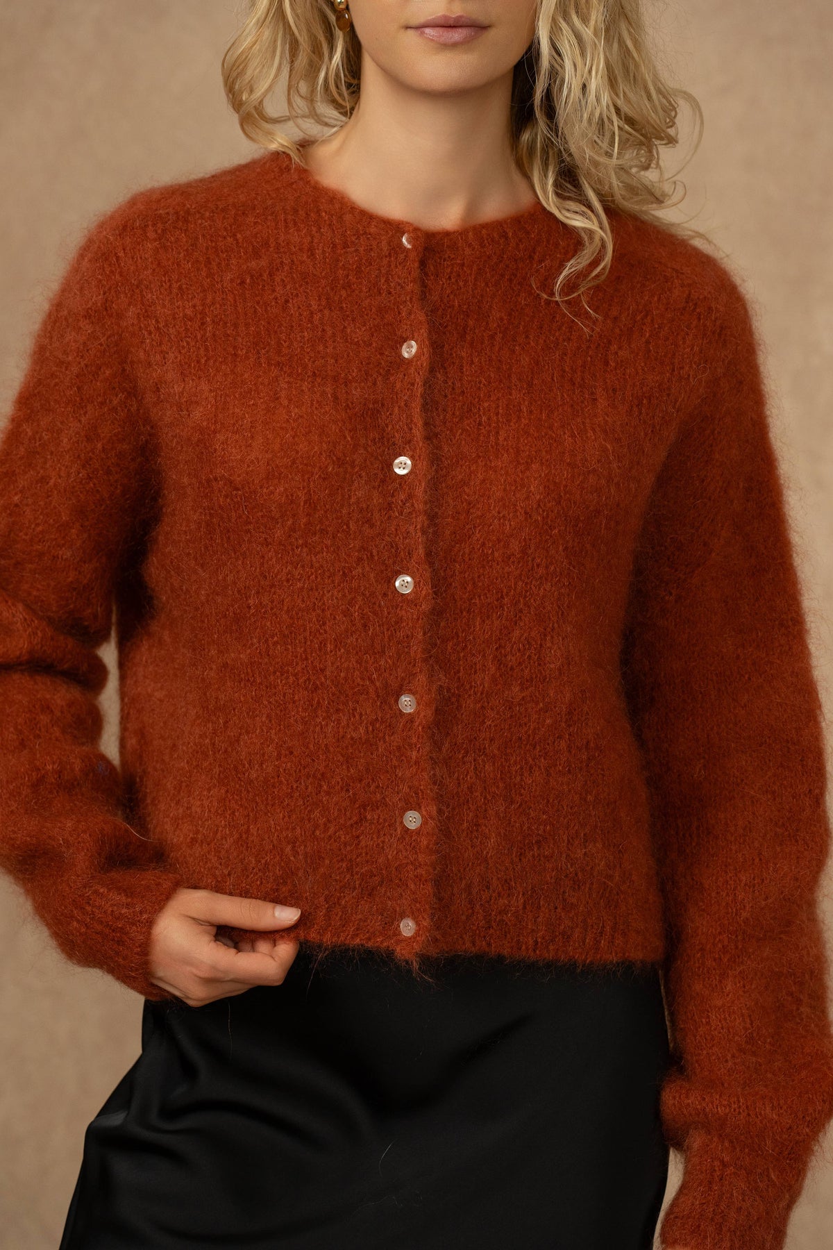 Nais Korte cardigan met ronde hals en lange mouwen, 80% kidmohair