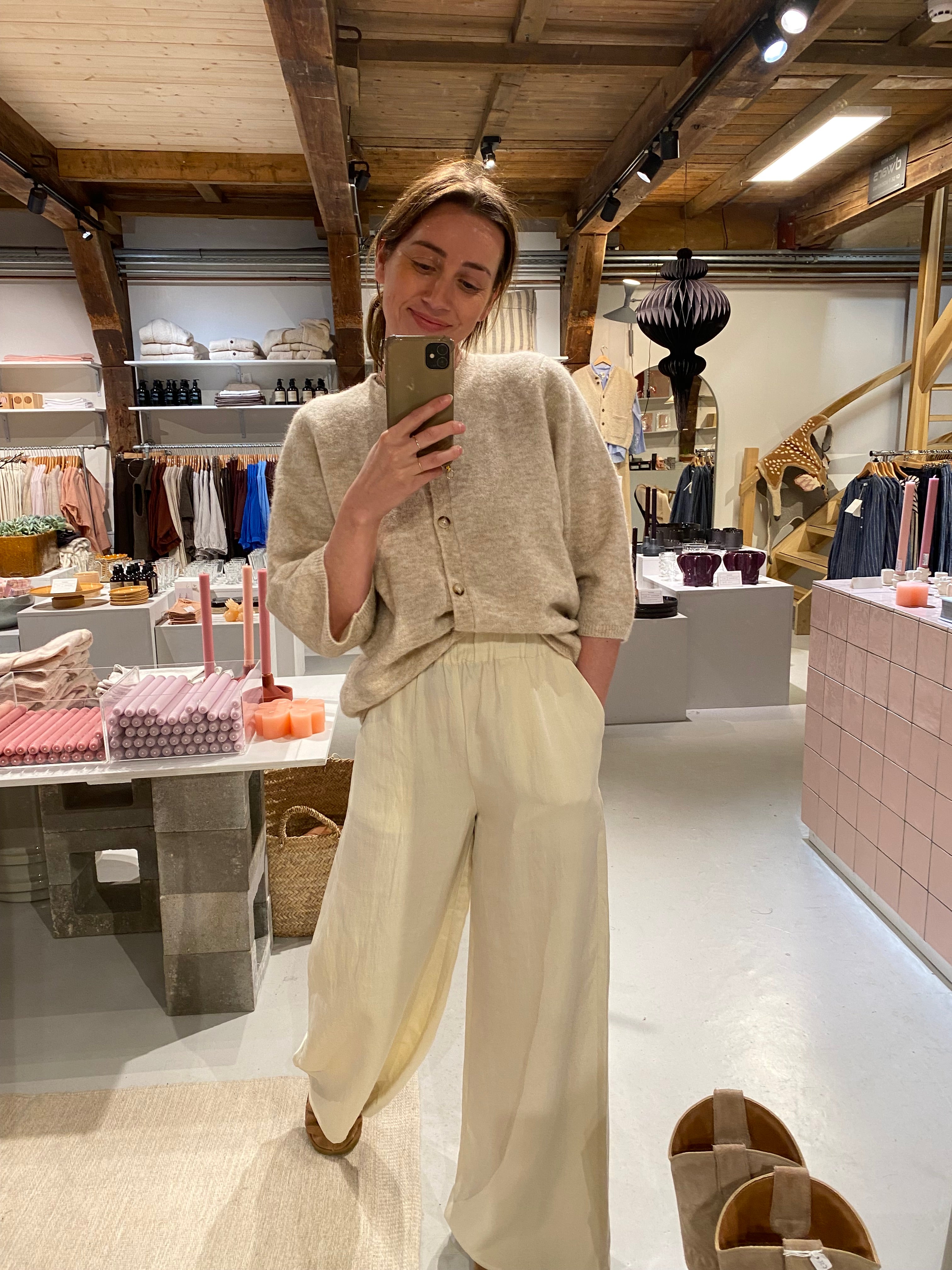 Knit-ted Meg cardigan Sand | Alpaca merino vest
