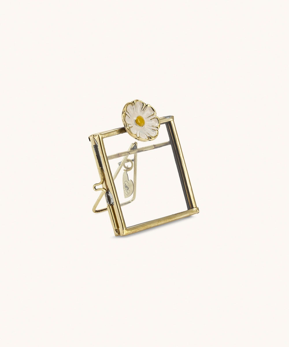 Doing Goods Posy Daisy Frame