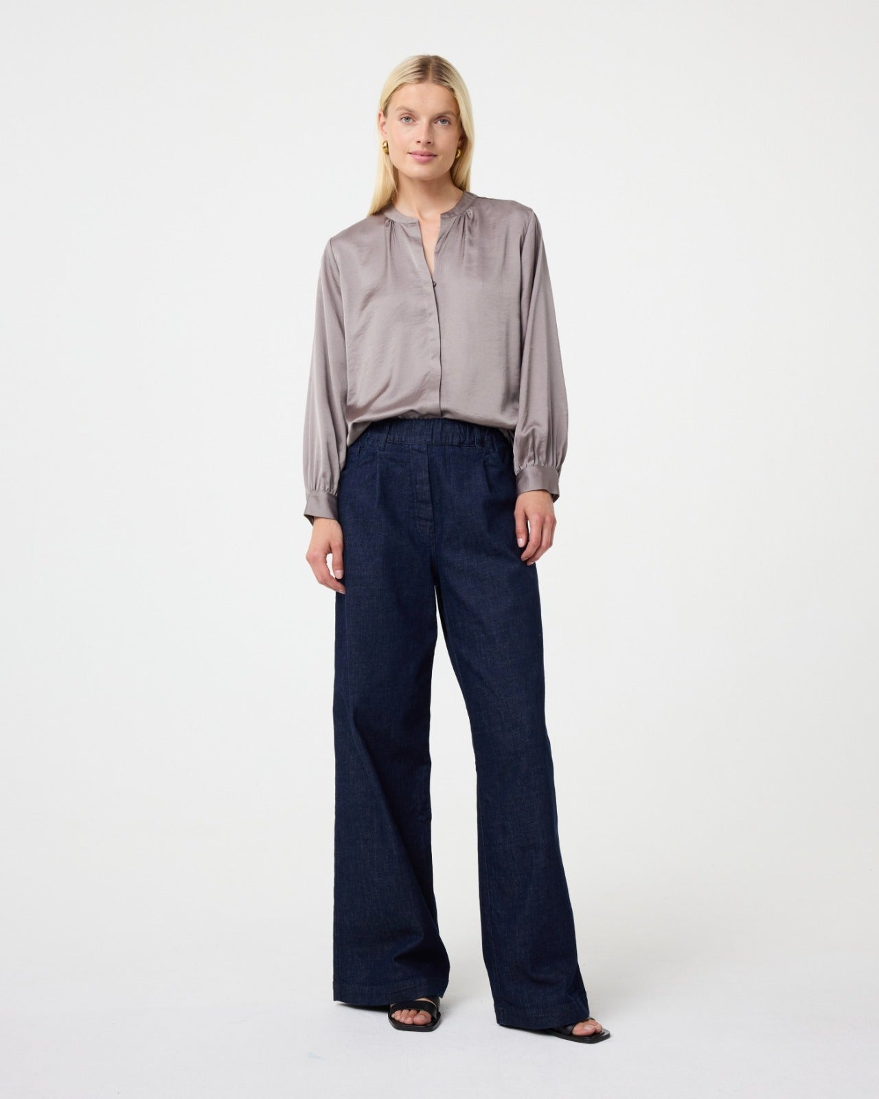 Knit-Ted Nova Blouse