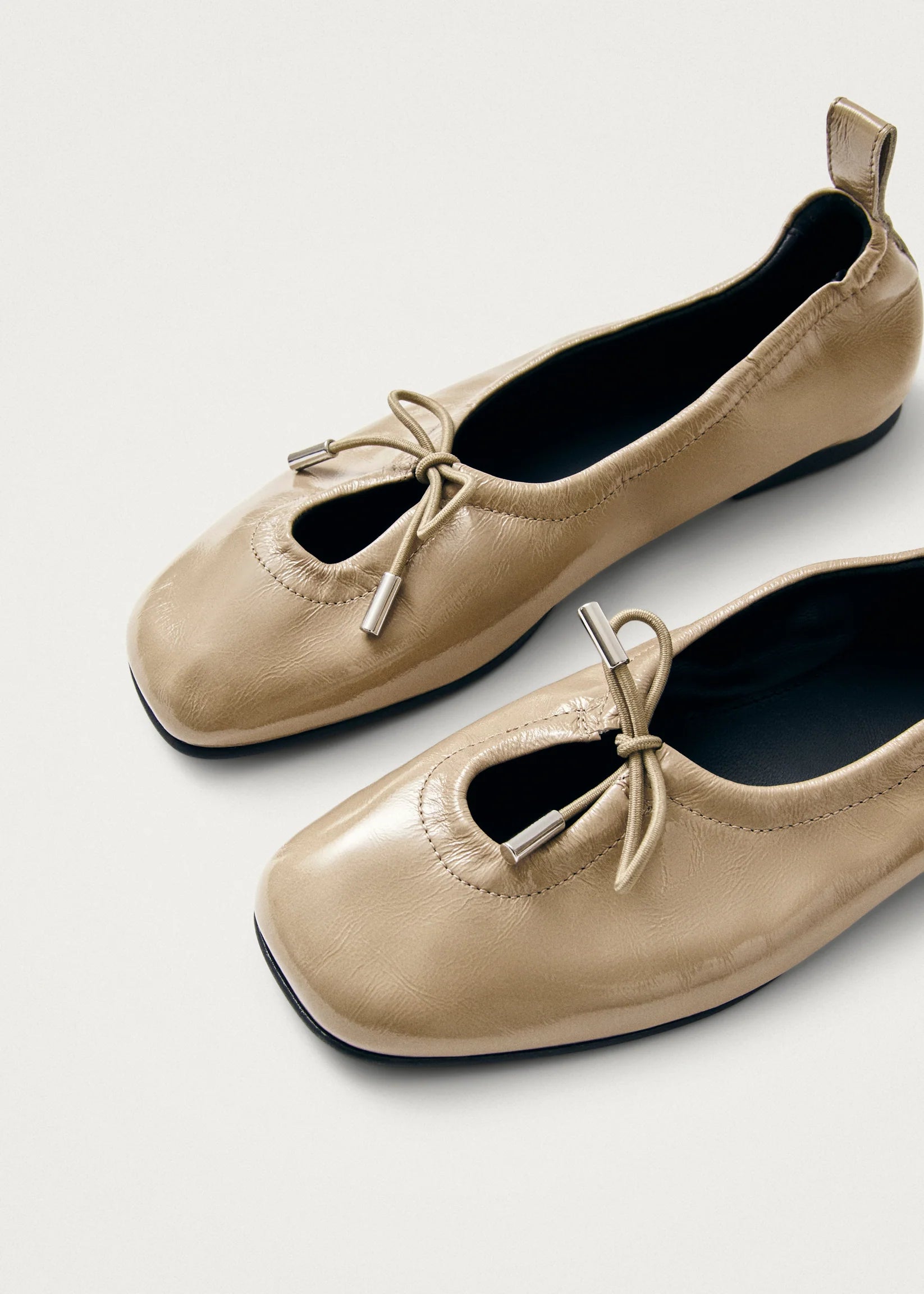 Alohas ballet flats Rosalind lak beige