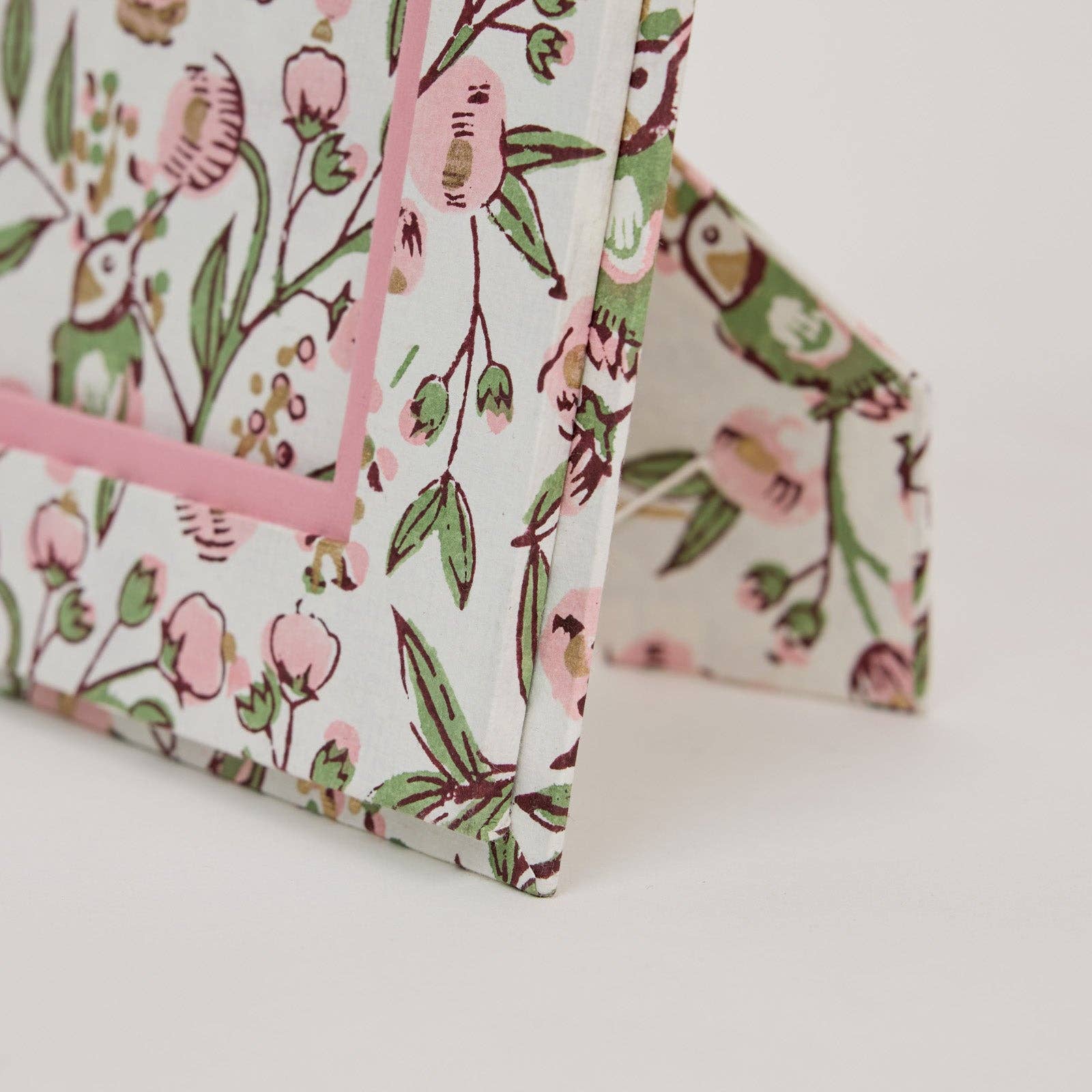 Paper Mirchi Blokgedrukte Fotolijst (5x7) - Zangvogels Blush