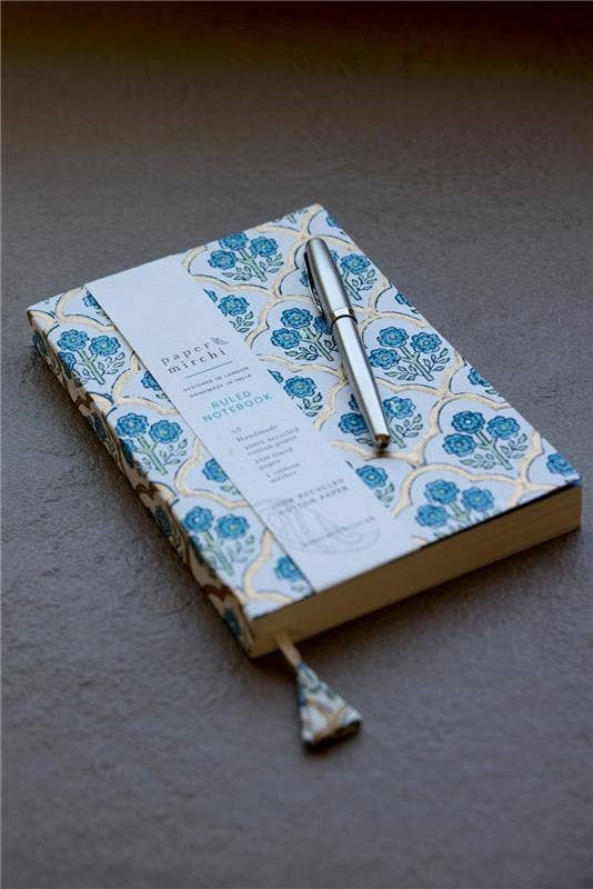 Paper Mirchi Blokgedrukt Gelijnd Notitieboek (A5) - Trellis Indigo