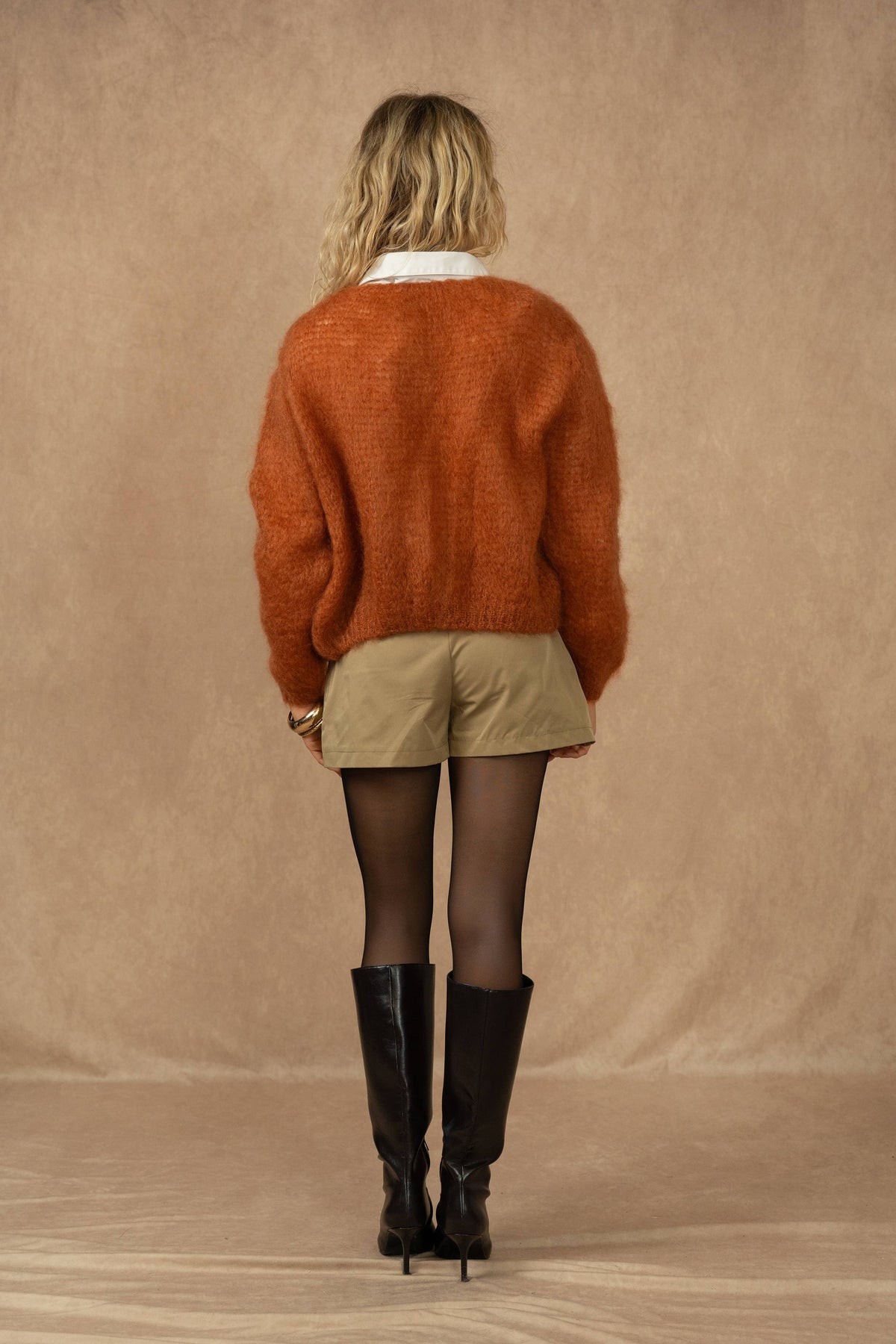 Nais Kort vest met lange mouwen in 80% kid mohair